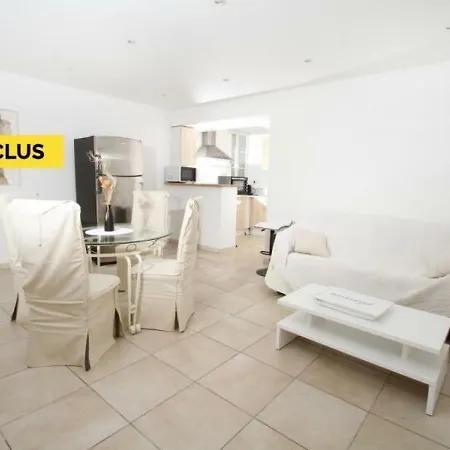 House La Source 2 *